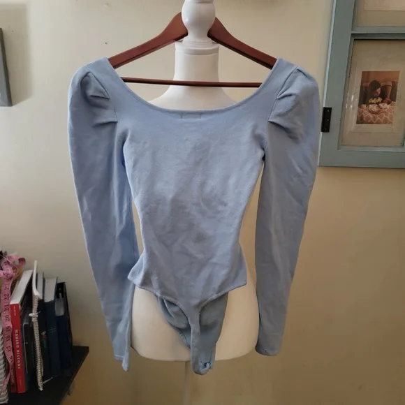 NEW Knit Cut Out Longsleeve Bodysuit - Picture 10 of 10